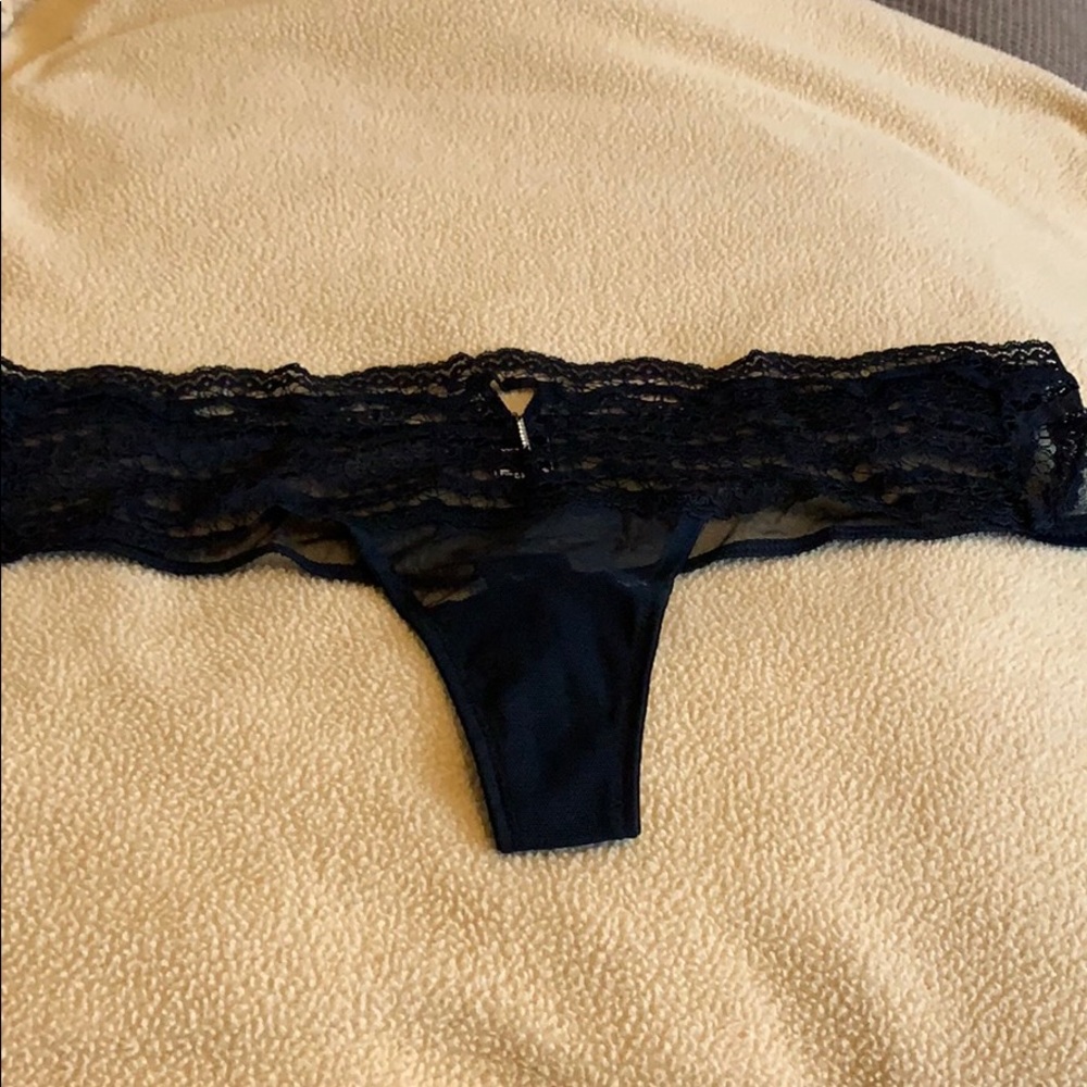 Black thongs